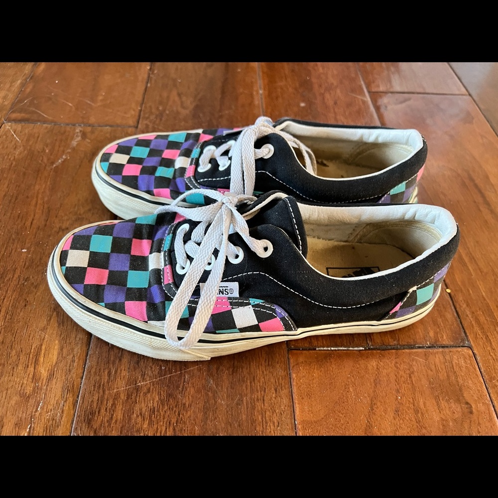 Checkered Vans - Picture 2 of 5